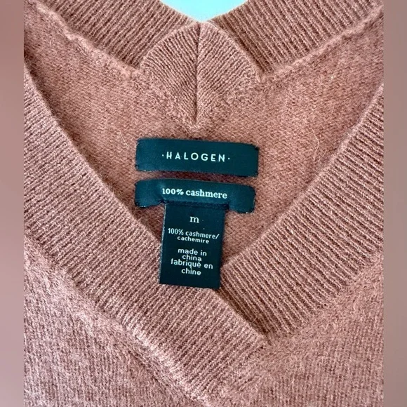 Halogen Women's 100% Cashmere
Double V-neck Sweater Sz M - Picture 3 of 10